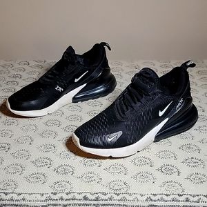 Nike Airmax 270 Kids size 5Y